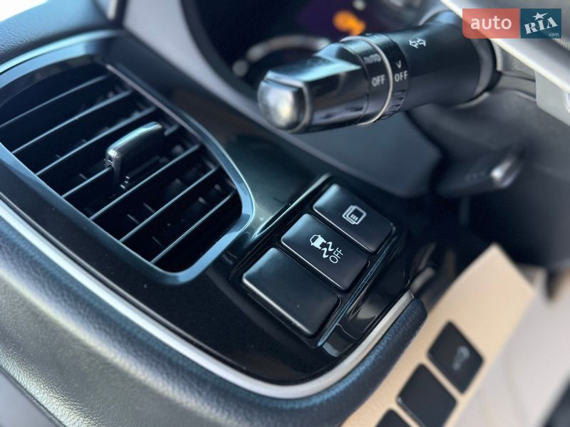 Позашляховик / Кросовер Mitsubishi Outlander 2013 в Дрогобичі