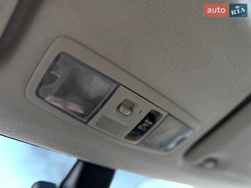 Позашляховик / Кросовер Mitsubishi Outlander 2013 в Дрогобичі