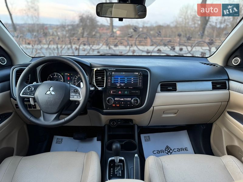 Позашляховик / Кросовер Mitsubishi Outlander 2013 в Дрогобичі