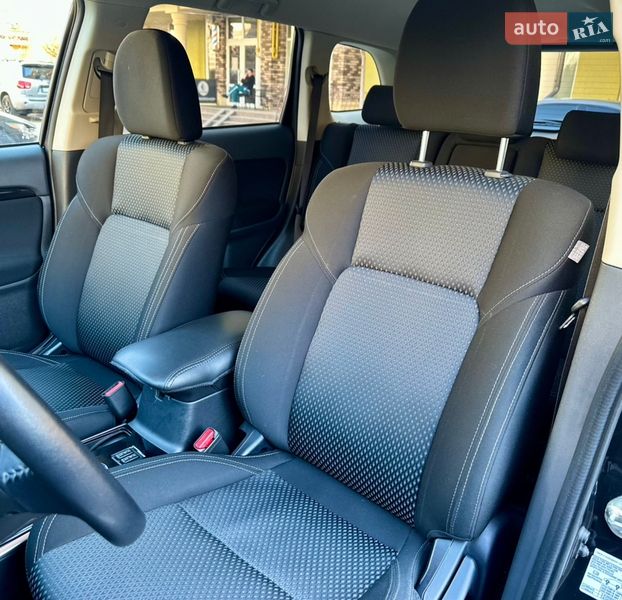 Внедорожник / Кроссовер Mitsubishi Outlander 2021 в Киеве