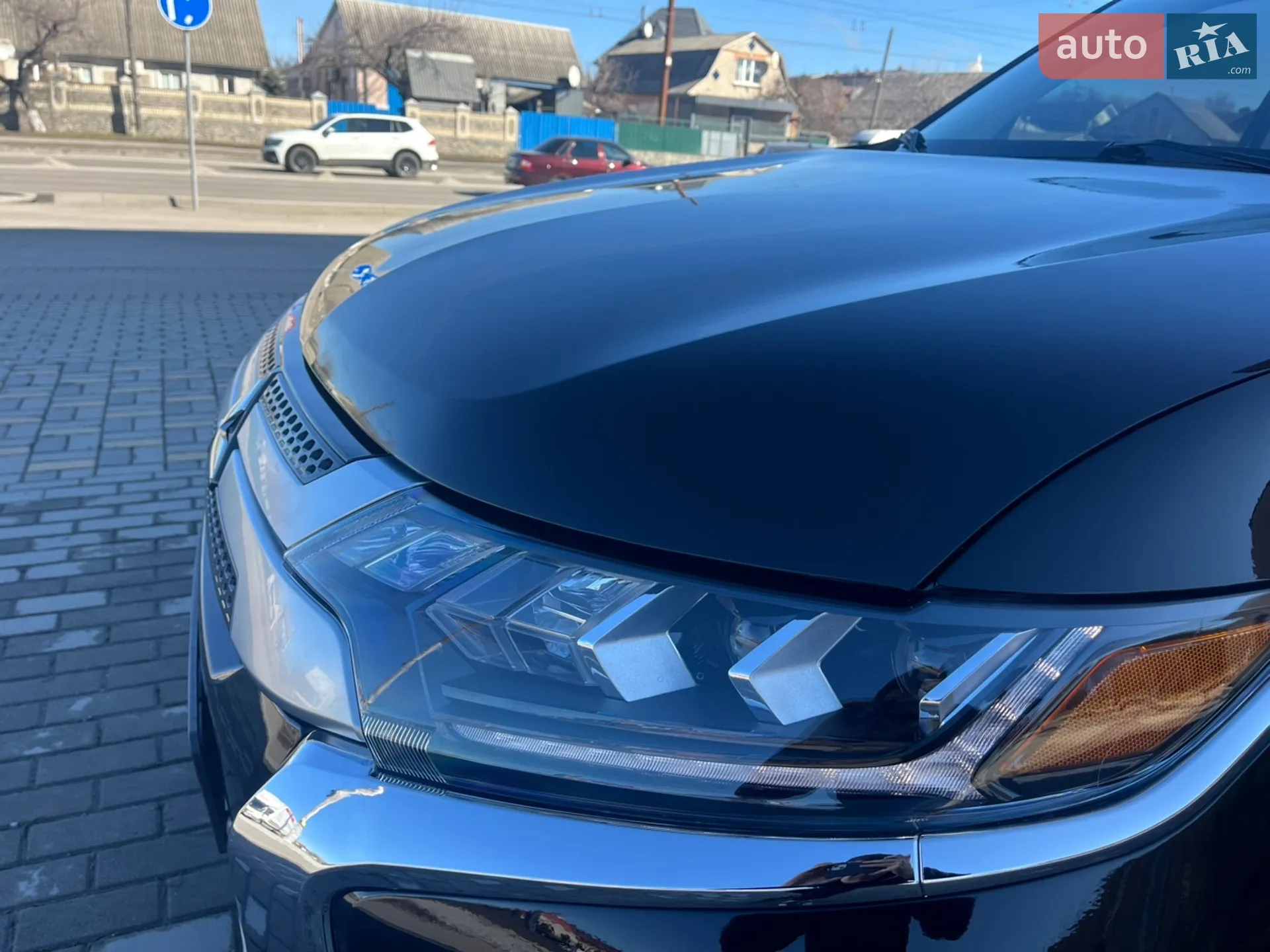 2018 Mitsubishi Outlander - мініатюра 6