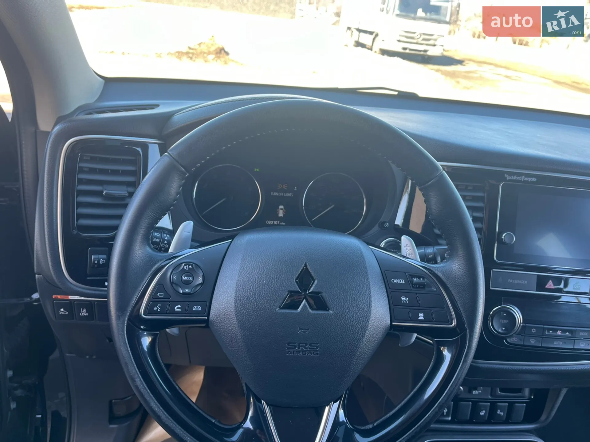 2018 Mitsubishi Outlander - мініатюра 26