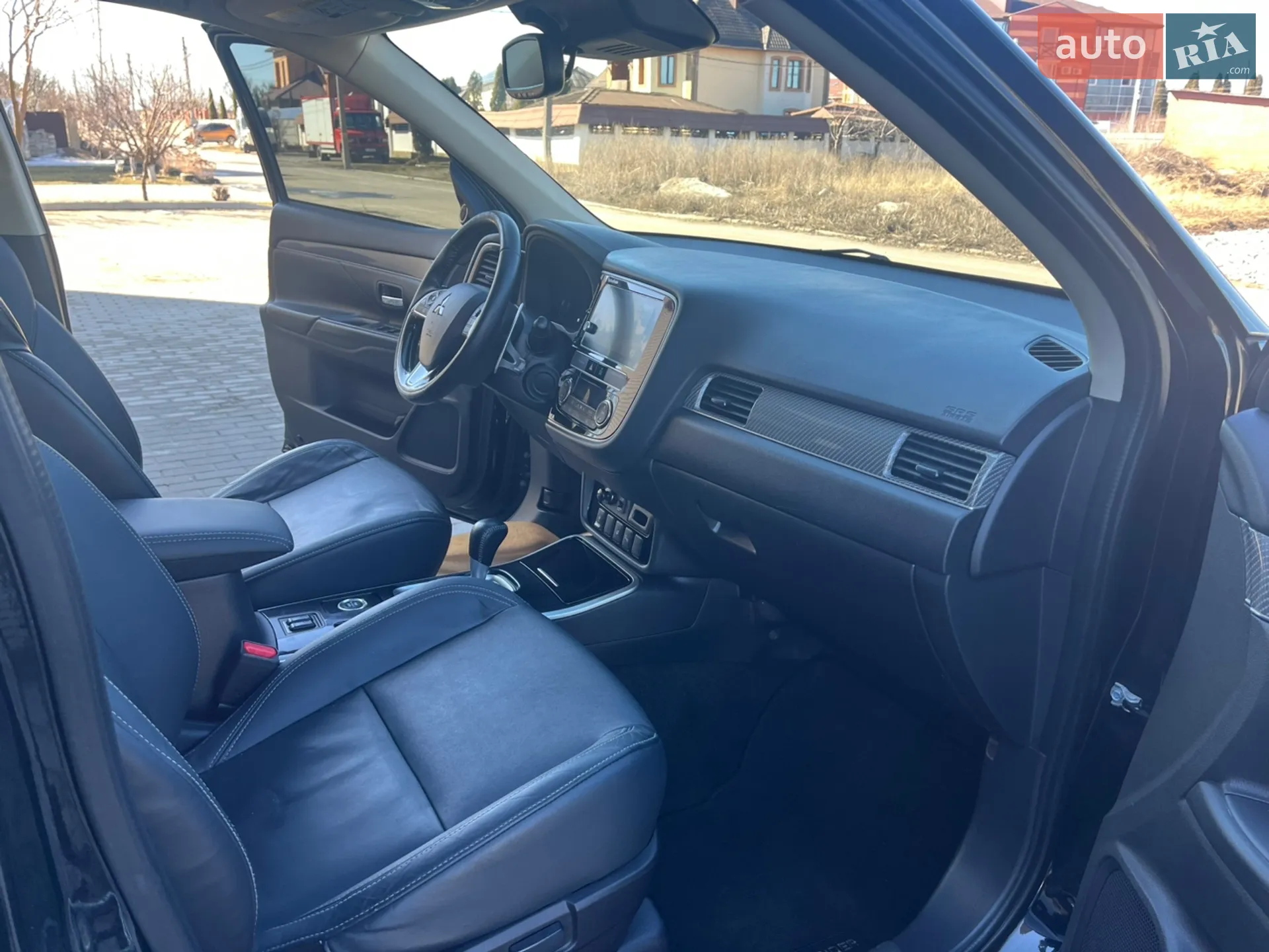 2018 Mitsubishi Outlander - мініатюра 31