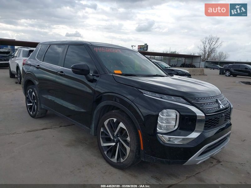 Mitsubishi Outlander 2022