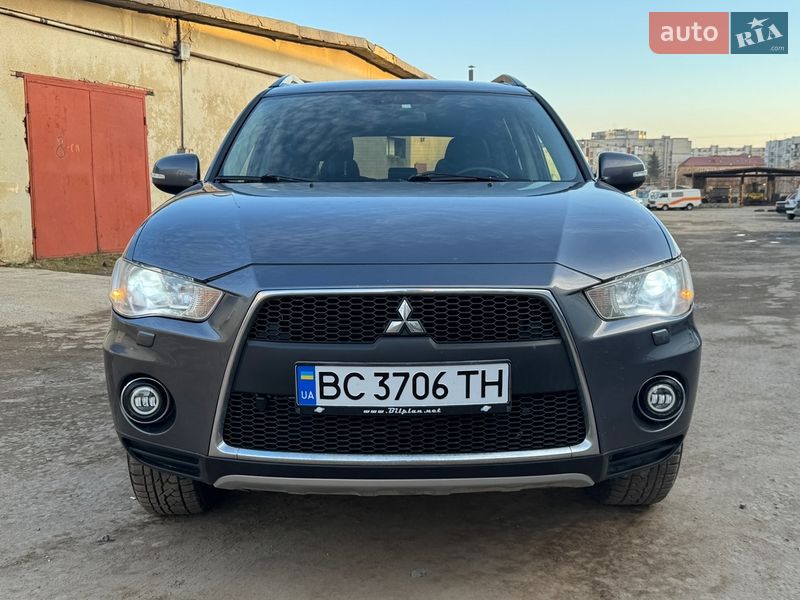 Внедорожник / Кроссовер Mitsubishi Outlander 2011 в Дрогобыче