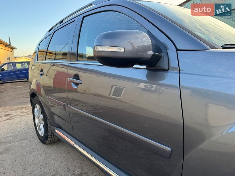 Внедорожник / Кроссовер Mitsubishi Outlander 2011 в Дрогобыче