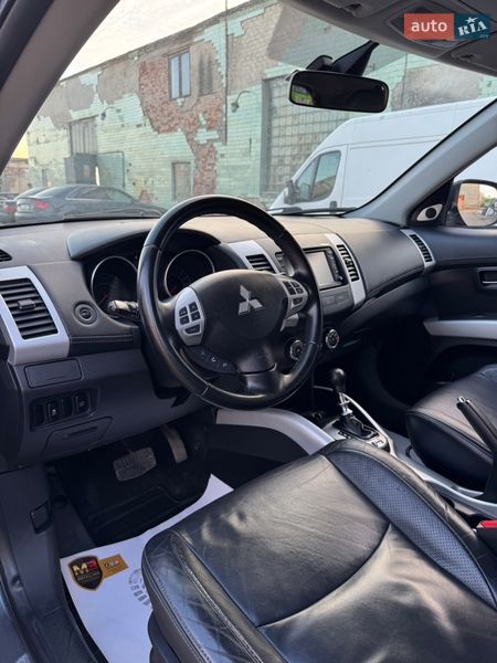 Внедорожник / Кроссовер Mitsubishi Outlander 2011 в Дрогобыче