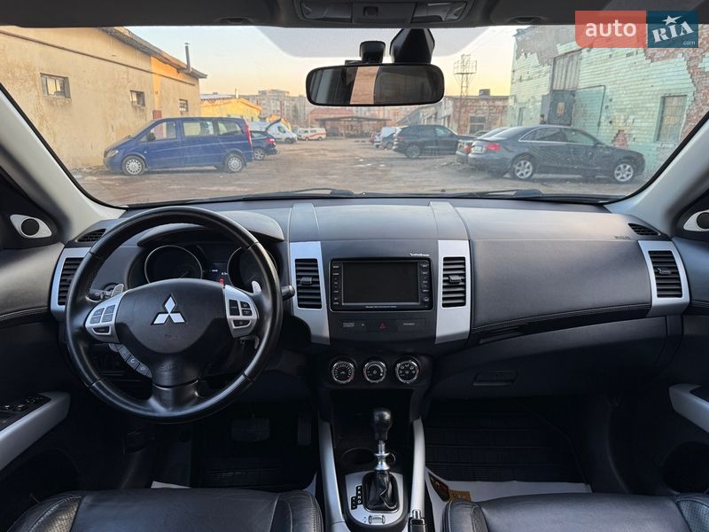 Внедорожник / Кроссовер Mitsubishi Outlander 2011 в Дрогобыче