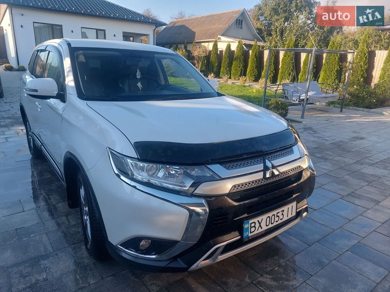 Mitsubishi Outlander 2019