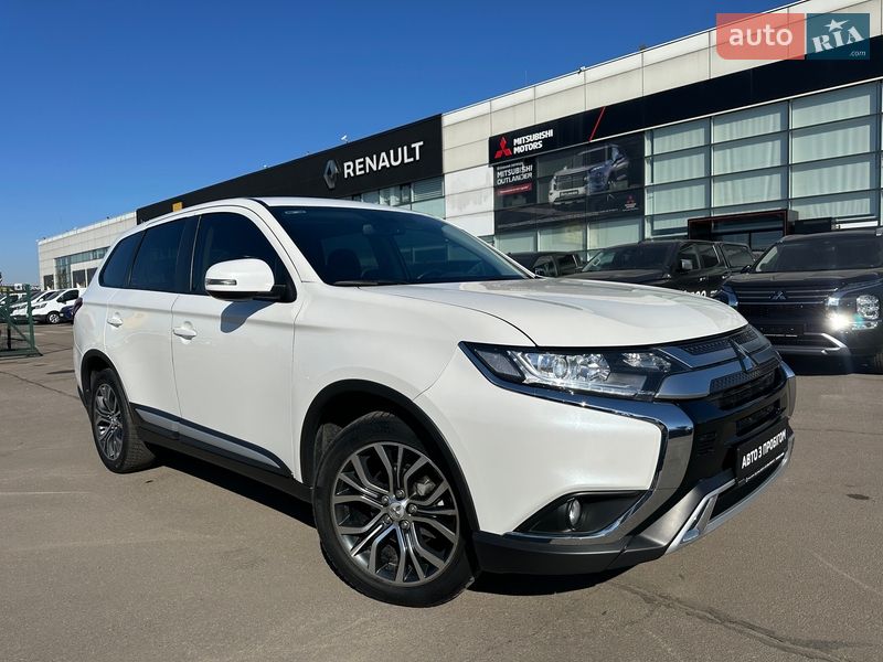 Mitsubishi Outlander 2021