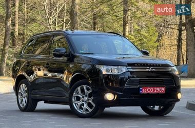 Позашляховик / Кросовер Mitsubishi Outlander 2014 в Дрогобичі