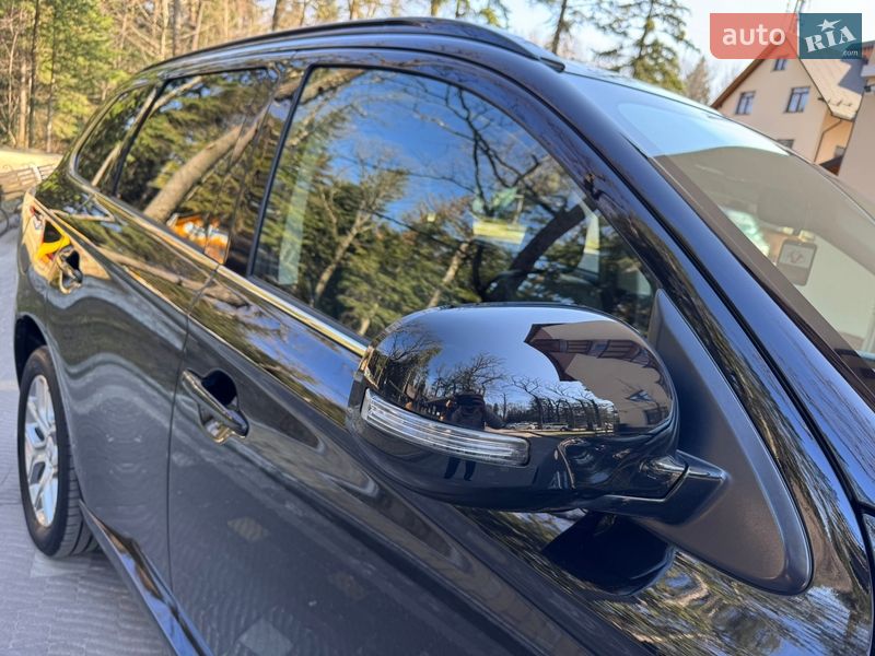 Внедорожник / Кроссовер Mitsubishi Outlander 2014 в Дрогобыче