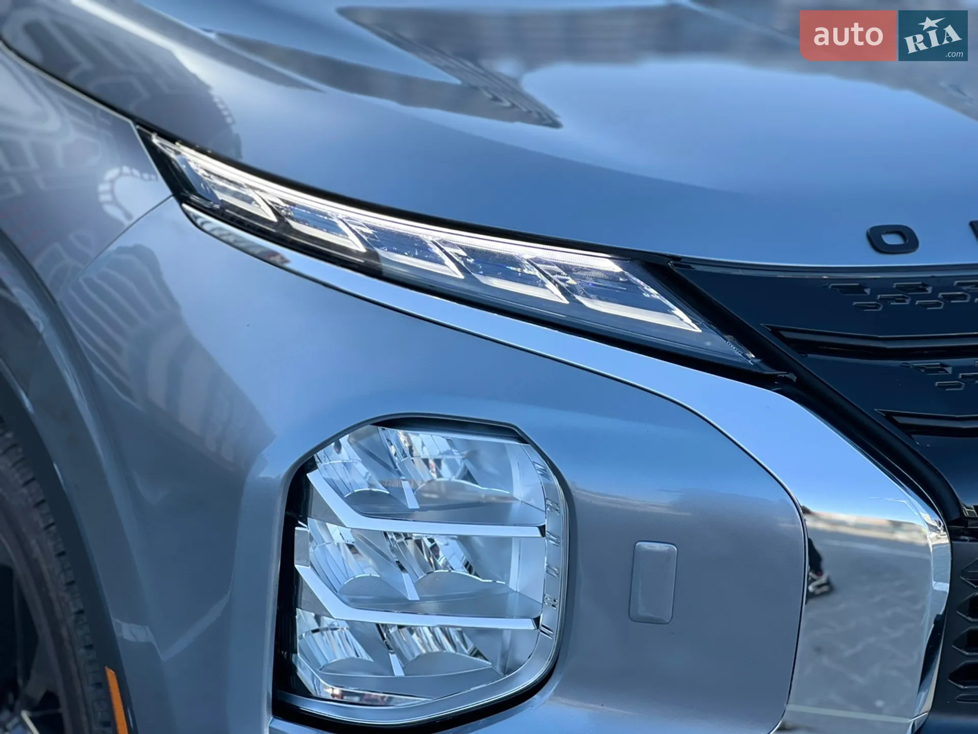 2023 Mitsubishi Outlander - мініатюра 42