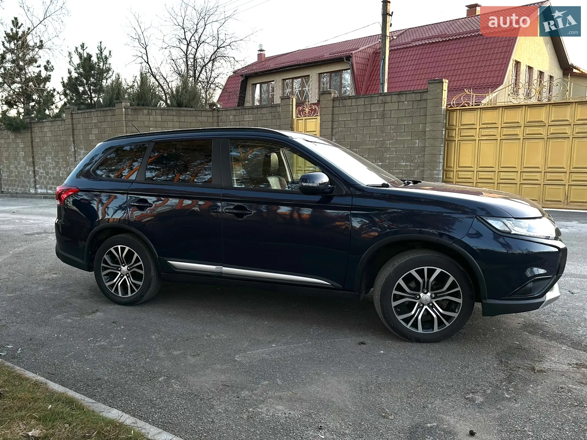 2016 Mitsubishi Outlander - мініатюра 4