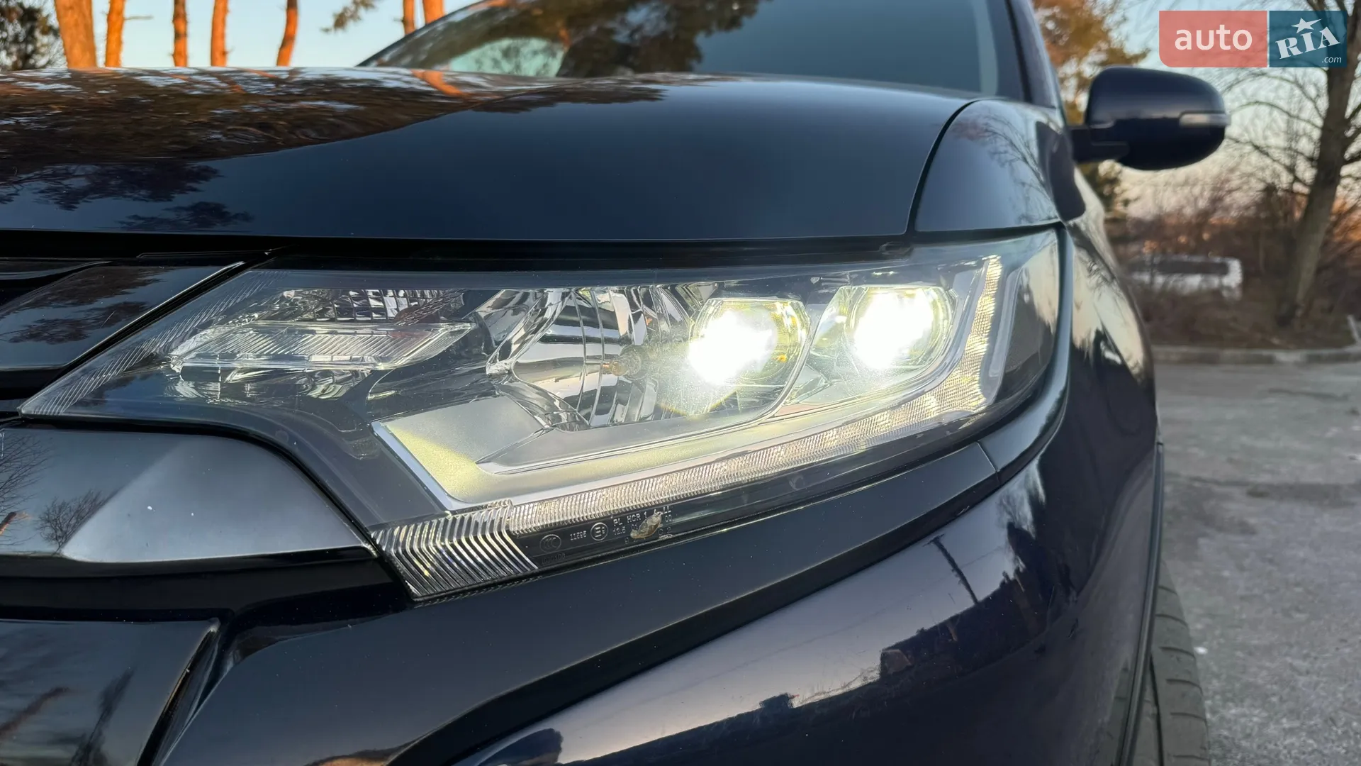 2016 Mitsubishi Outlander - мініатюра 13