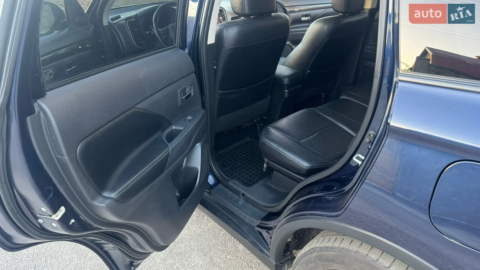 2016 Mitsubishi Outlander - мініатюра 23