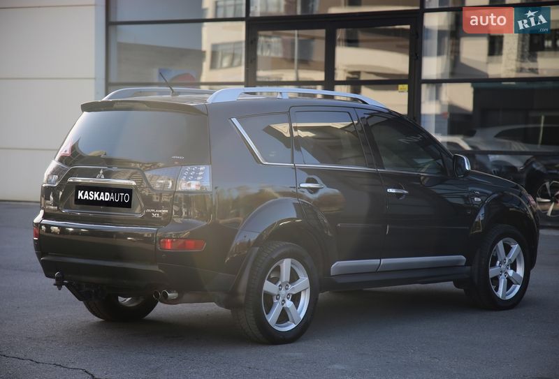 Внедорожник / Кроссовер Mitsubishi Outlander 2008 в Харькове