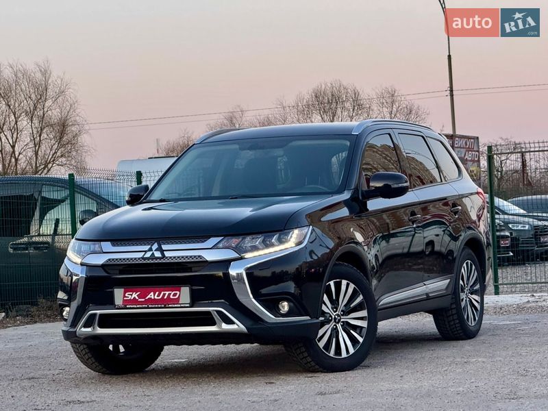 Mitsubishi Outlander 2021