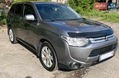 Внедорожник / Кроссовер Mitsubishi Outlander 2014 в Виннице