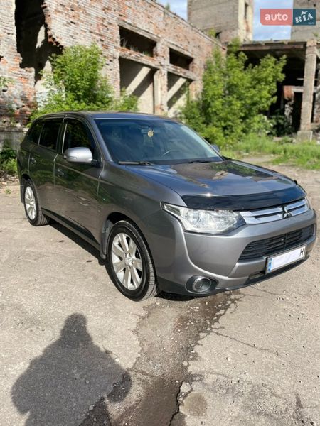 Внедорожник / Кроссовер Mitsubishi Outlander 2014 в Виннице
