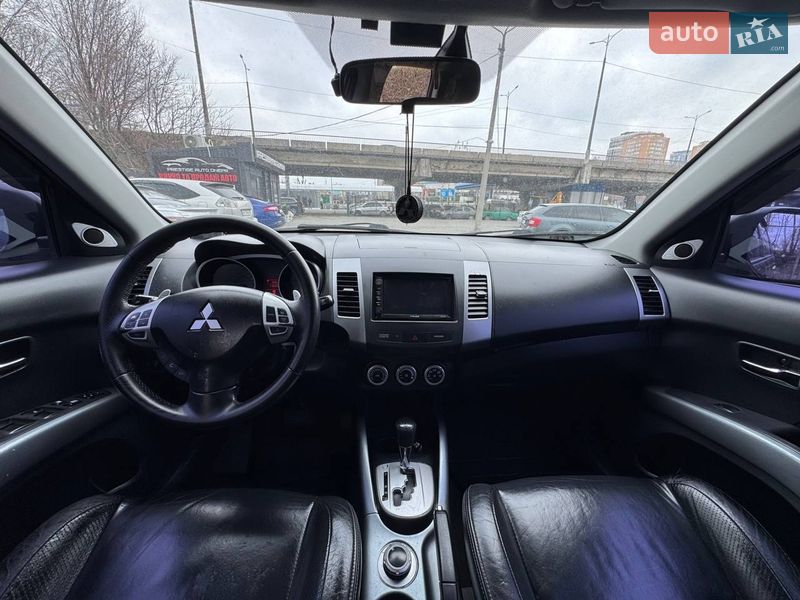 Внедорожник / Кроссовер Mitsubishi Outlander 2007 в Днепре фото 8 Внедорожник / Кроссовер Mitsubishi Outlander 2007 в Днепре