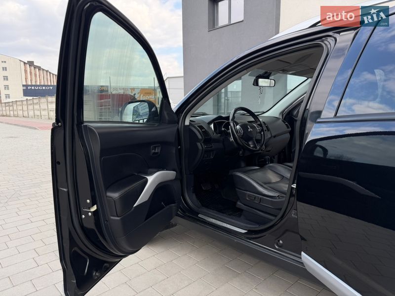 Внедорожник / Кроссовер Mitsubishi Outlander 2008 в Ивано-Франковске
