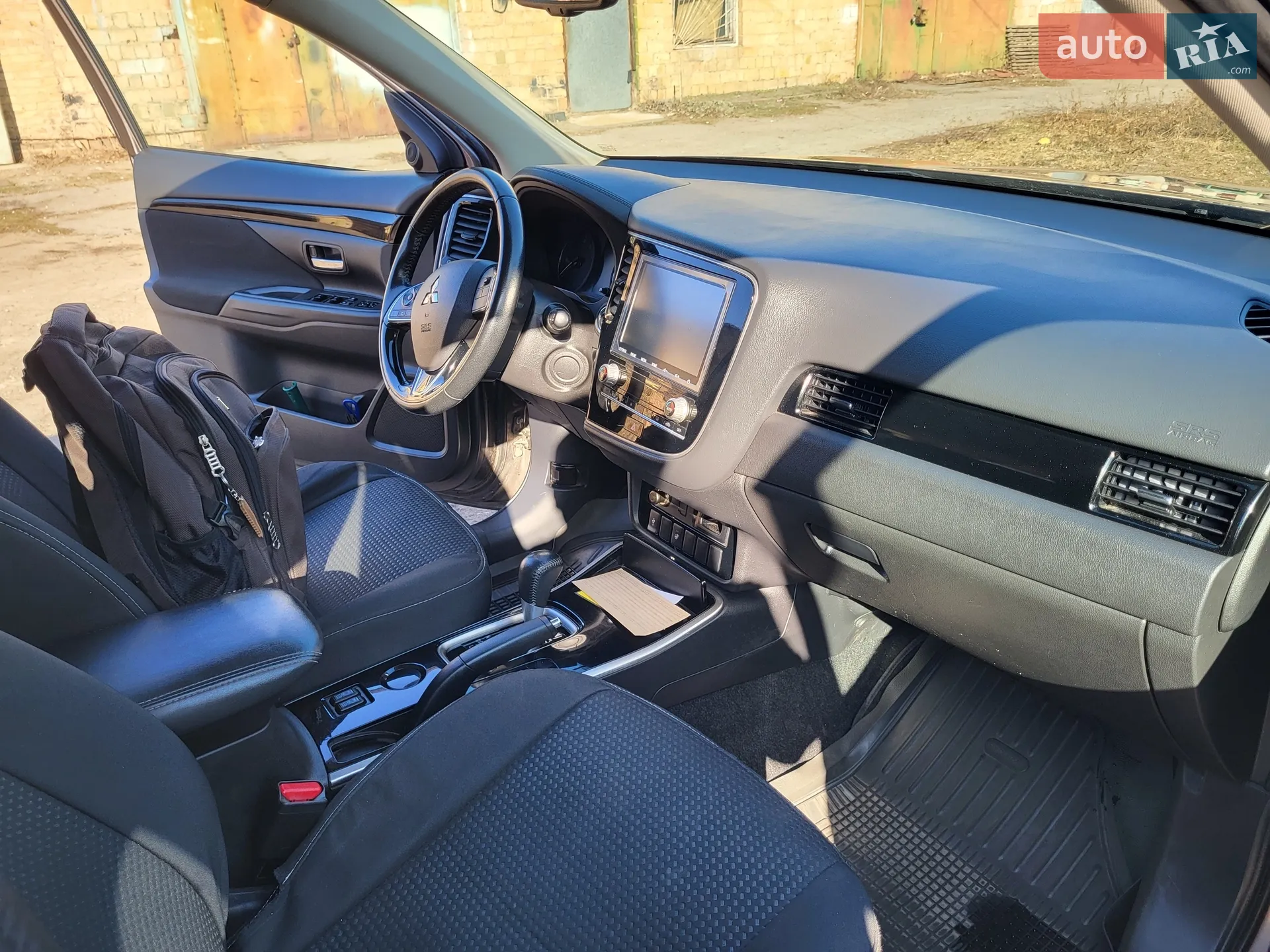 2021 Mitsubishi Outlander - мініатюра 10