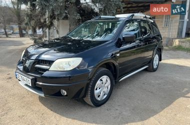 Внедорожник / Кроссовер Mitsubishi Outlander 2007 в Черновцах