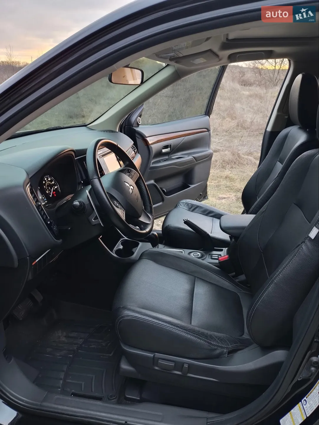 2013 Mitsubishi Outlander - мініатюра 23