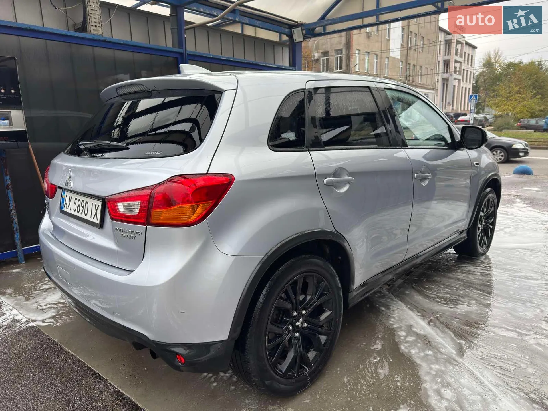 2017 Mitsubishi Outlander - мініатюра 6