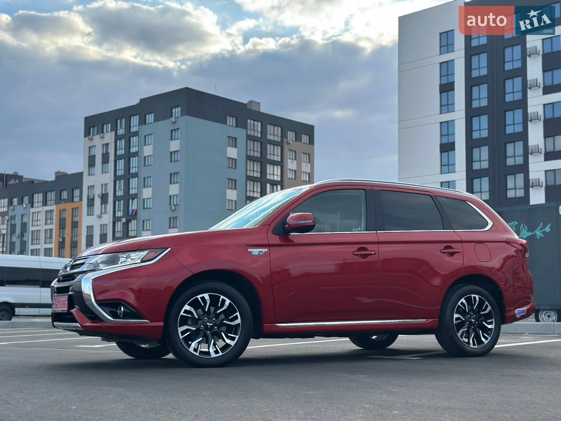 2018 Mitsubishi Outlander - мініатюра 2