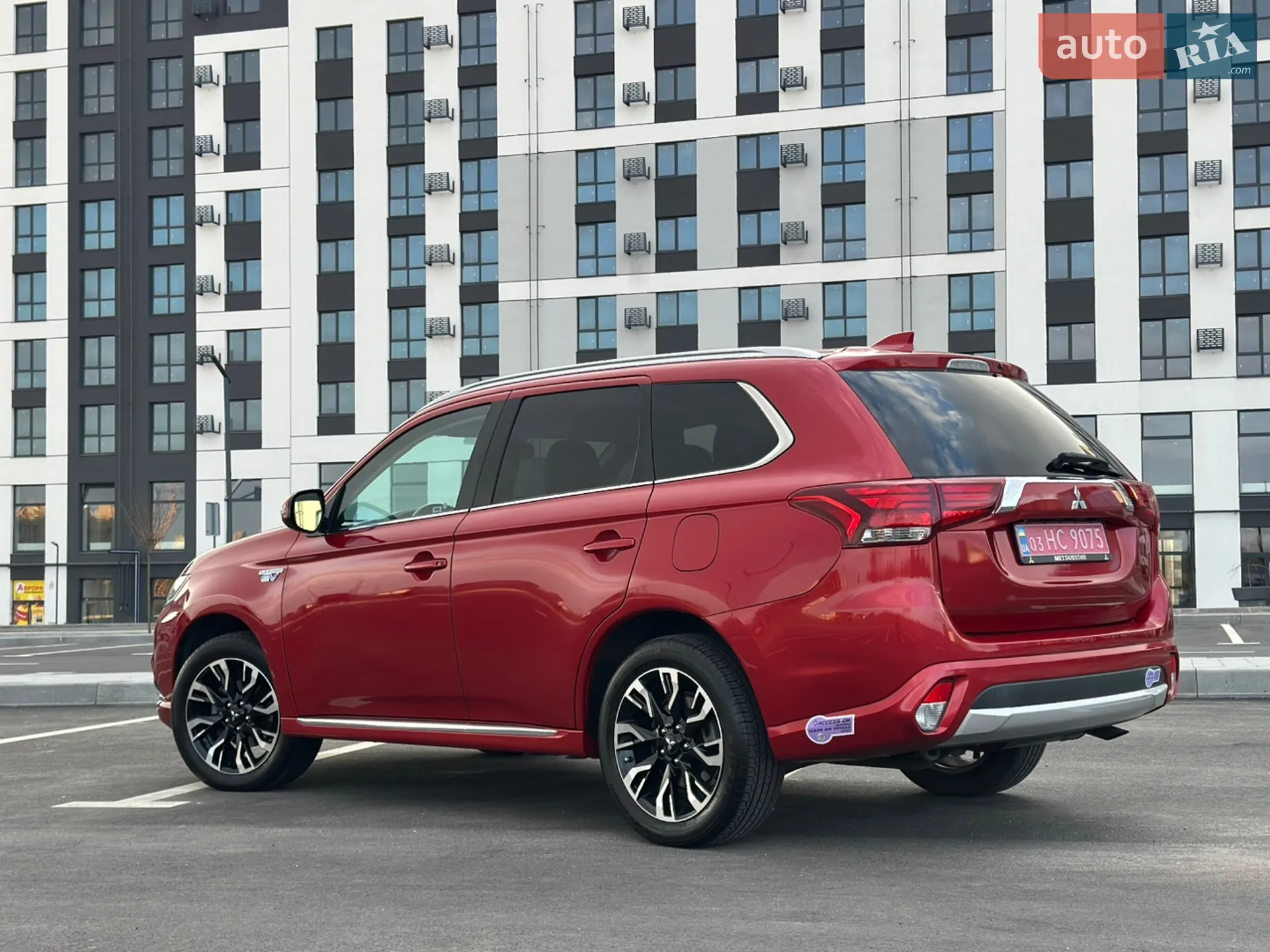 2018 Mitsubishi Outlander - мініатюра 8