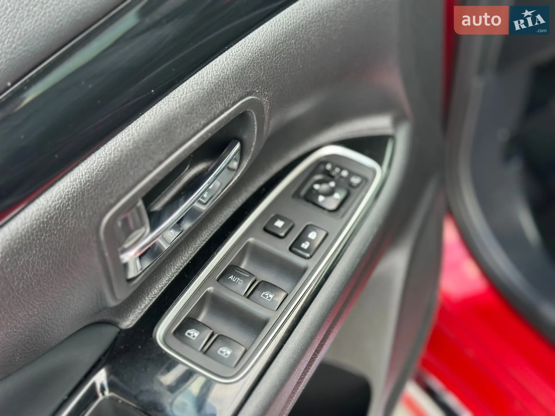 2018 Mitsubishi Outlander - мініатюра 51