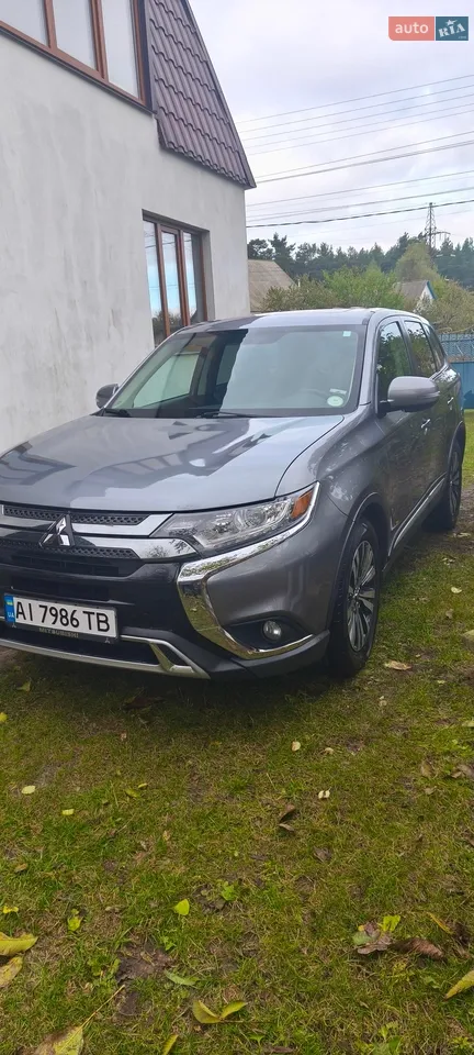 2017 Mitsubishi Outlander - мініатюра 18
