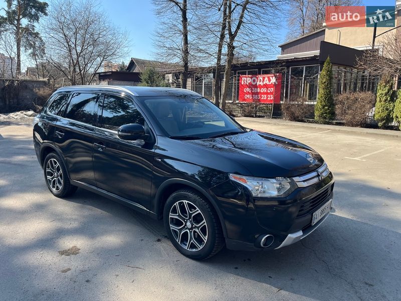 Mitsubishi Outlander 2014