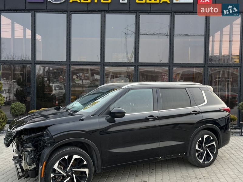 Mitsubishi Outlander 2021