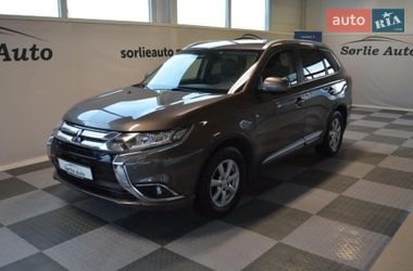 Позашляховик / Кросовер Mitsubishi Outlander 2018 в Рівному