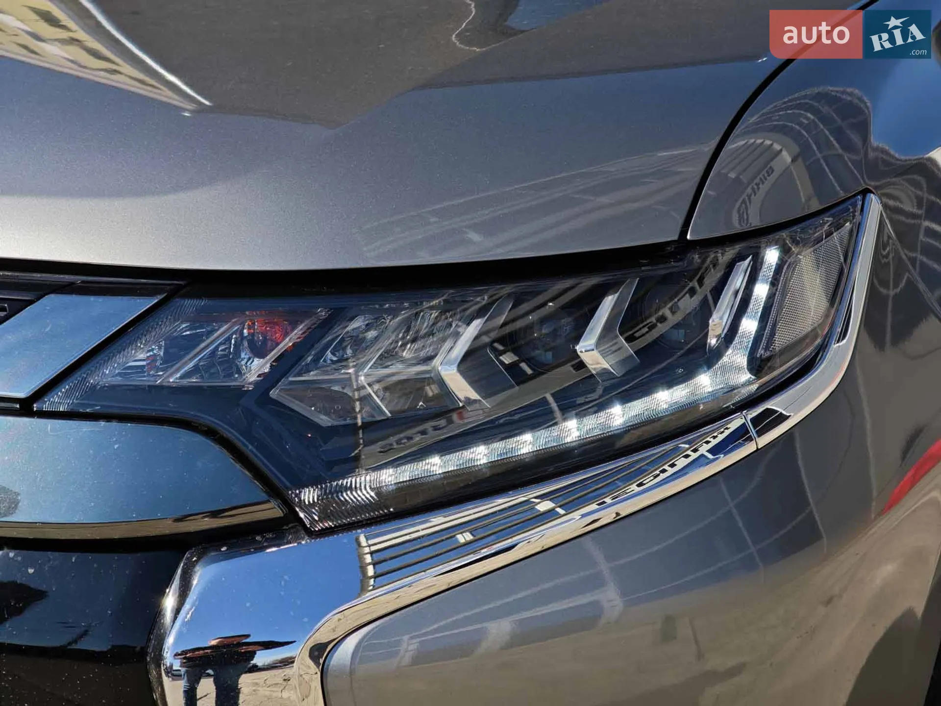 2021 Mitsubishi Outlander - мініатюра 7