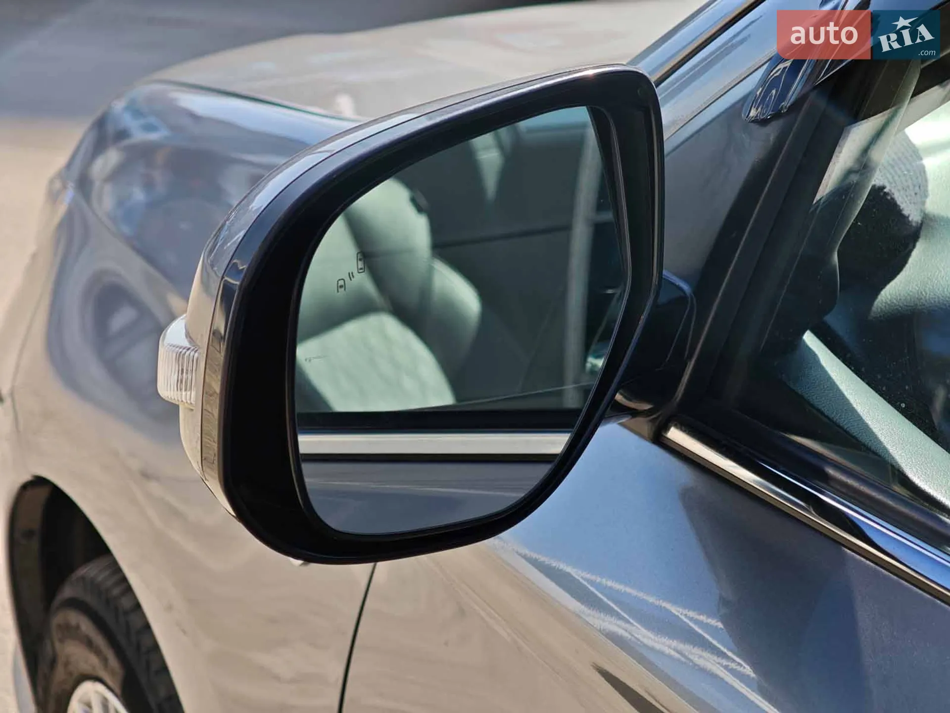 2021 Mitsubishi Outlander - мініатюра 26