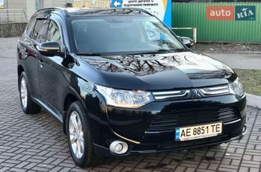 Внедорожник / Кроссовер Mitsubishi Outlander 2013 в Киеве