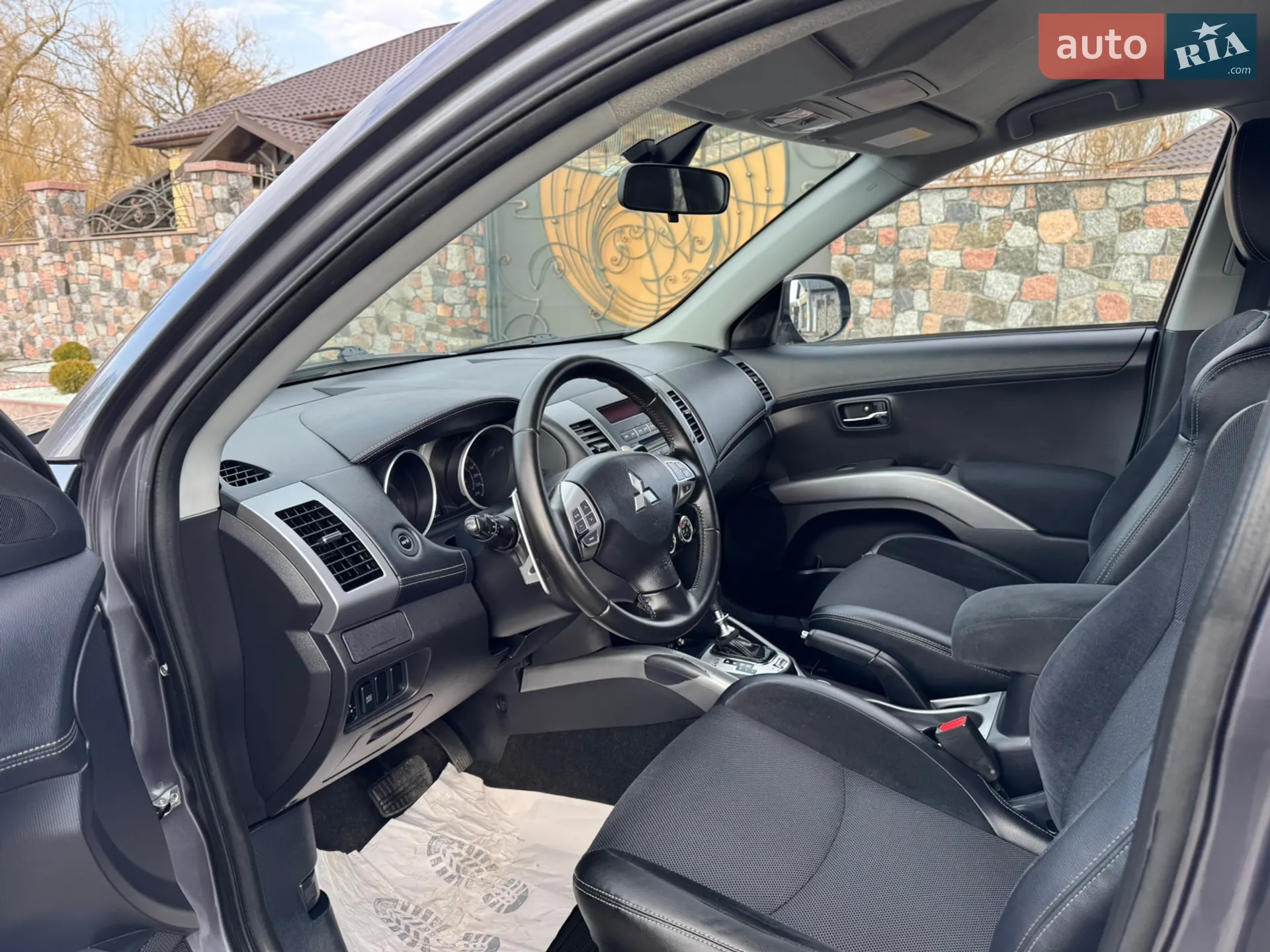2010 Mitsubishi Outlander - мініатюра 42