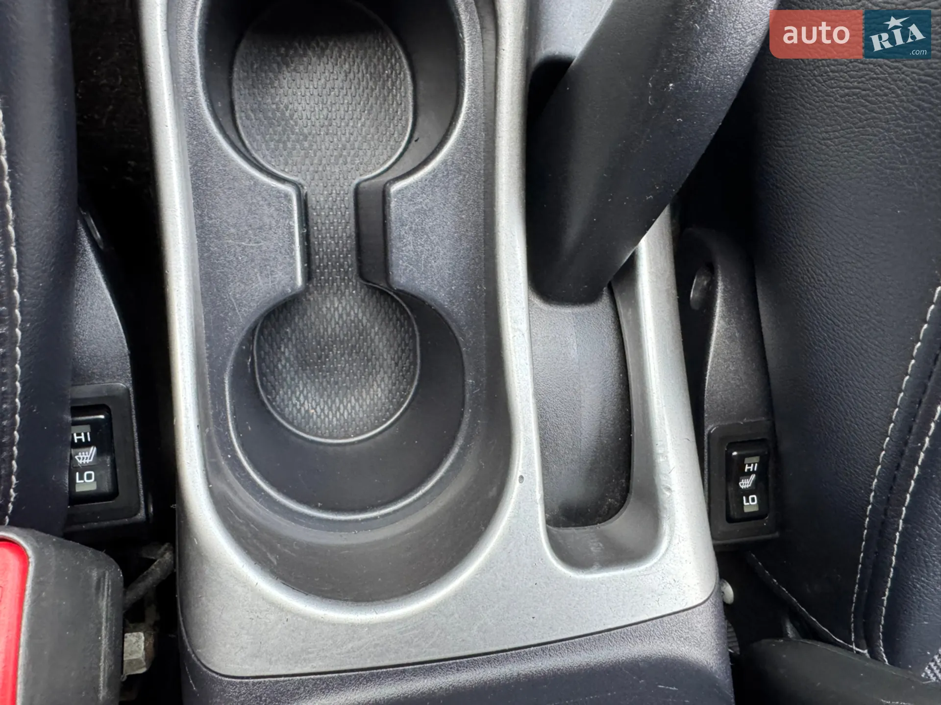 2010 Mitsubishi Outlander - мініатюра 47