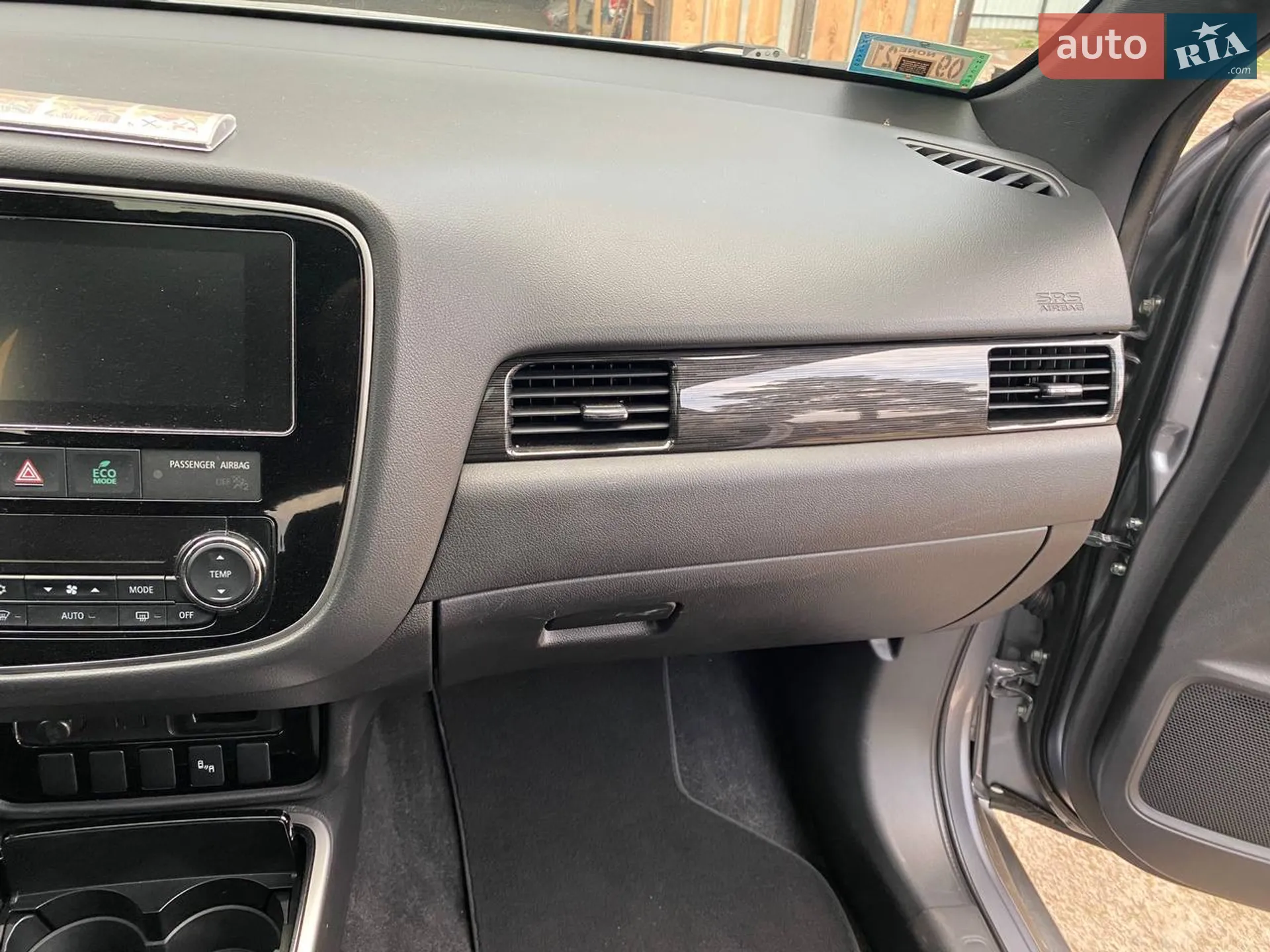 2017 Mitsubishi Outlander - мініатюра 13