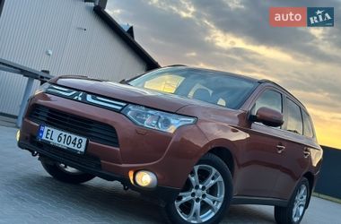 Внедорожник / Кроссовер Mitsubishi Outlander 2013 в Владимире