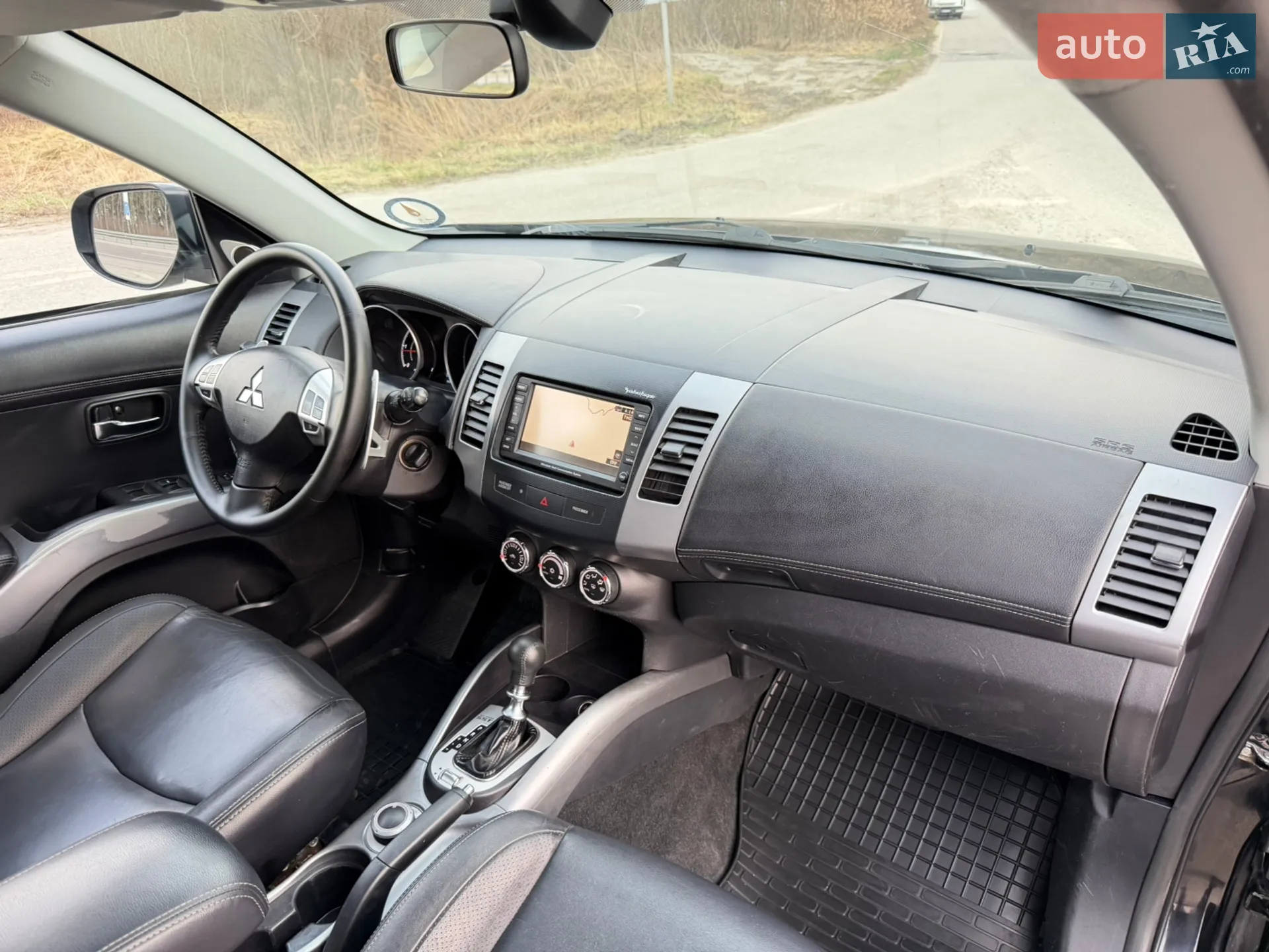2010 Mitsubishi Outlander - мініатюра 37