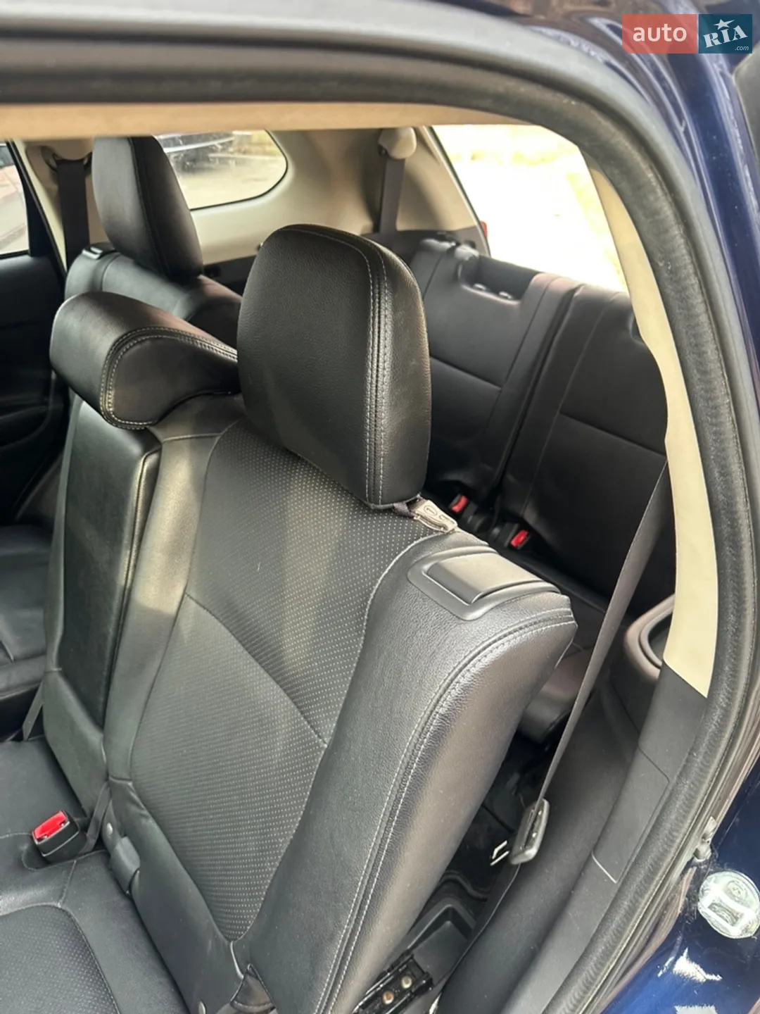2017 Mitsubishi Outlander - мініатюра 15