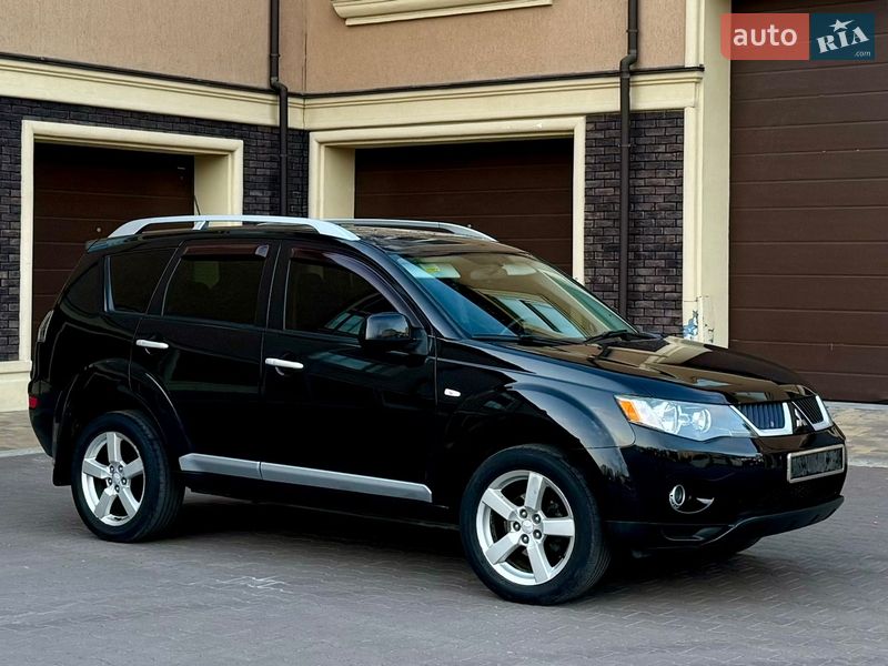 Внедорожник / Кроссовер Mitsubishi Outlander 2008 в Киеве