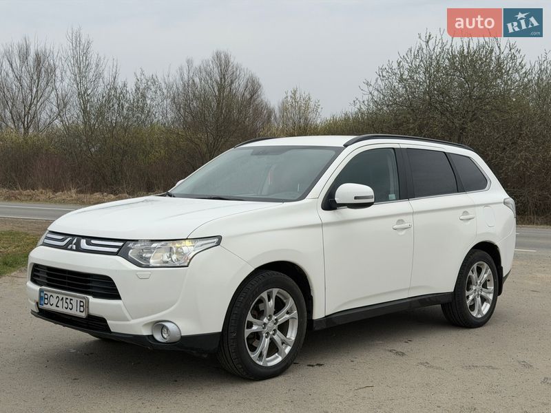 Mitsubishi Outlander 2013