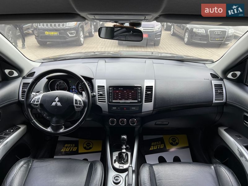 Внедорожник / Кроссовер Mitsubishi Outlander 2010 в Ивано-Франковске