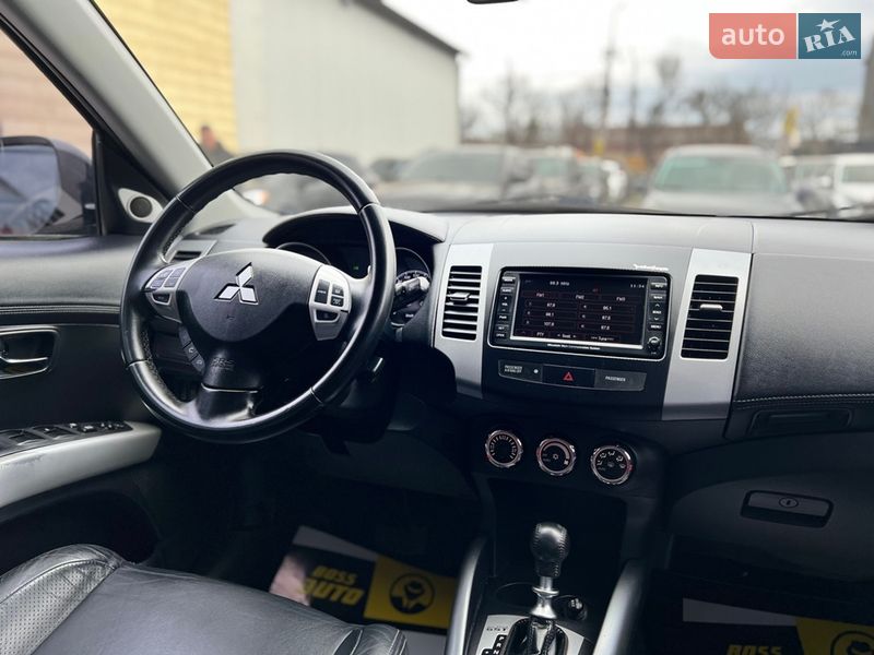 Внедорожник / Кроссовер Mitsubishi Outlander 2010 в Ивано-Франковске